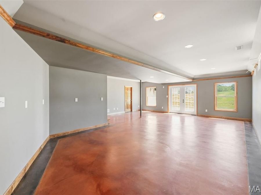 Property Image 76