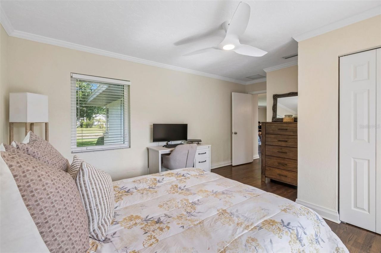 301 26th Street W, Bradenton, FL 34205 Photo
