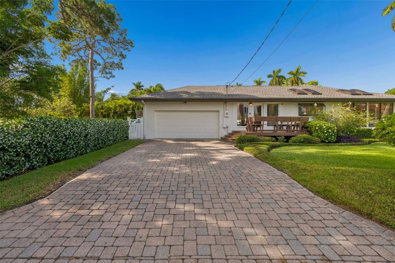 301 26th Street W, Bradenton, FL 34205 Photo