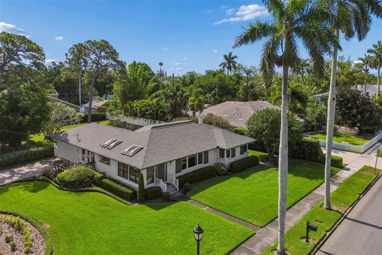 301 26th Street W, Bradenton, FL 34205 Photo