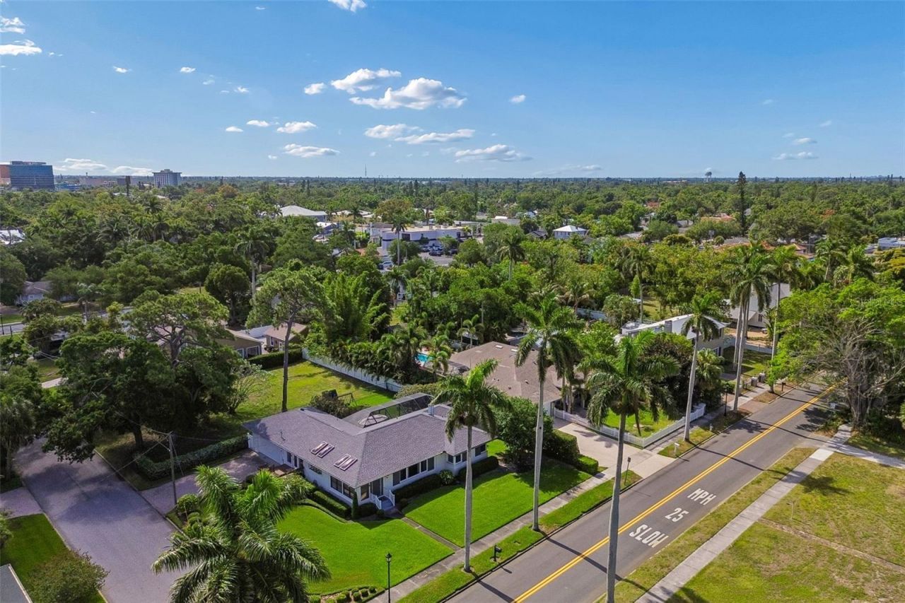 301 26th Street W, Bradenton, FL 34205 Photo