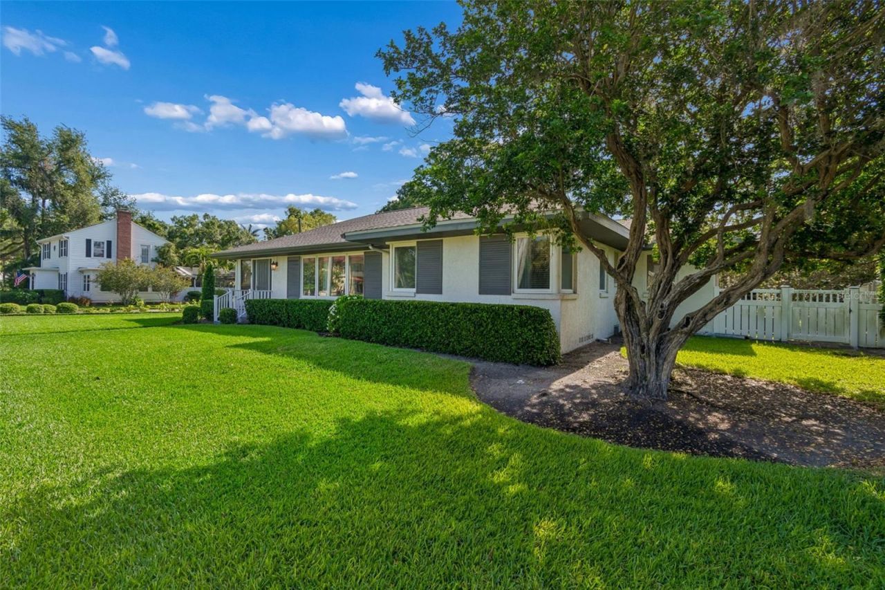 301 26th Street W, Bradenton, FL 34205 Photo