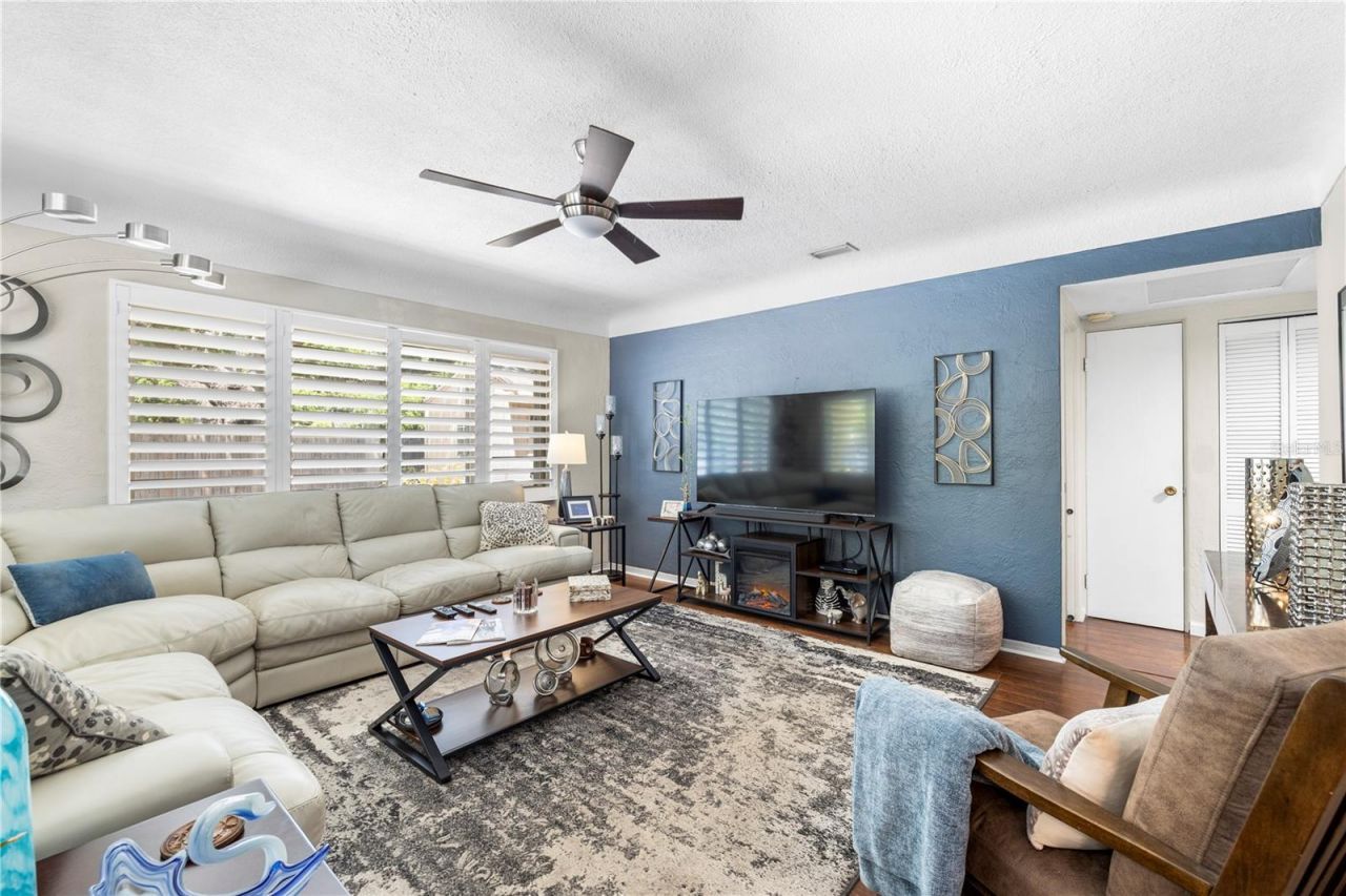 8187 23rd Avenue N, Saint Petersburg, FL 33710 Photo