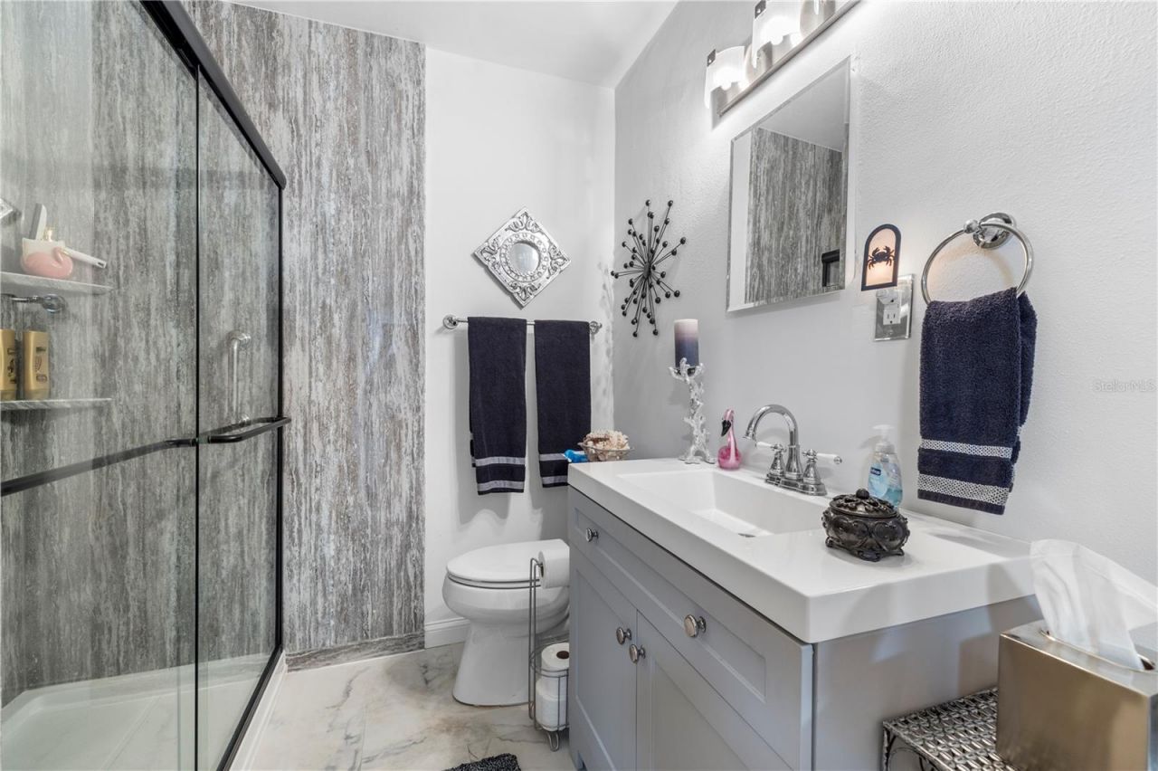 8187 23rd Avenue N, Saint Petersburg, FL 33710 Photo