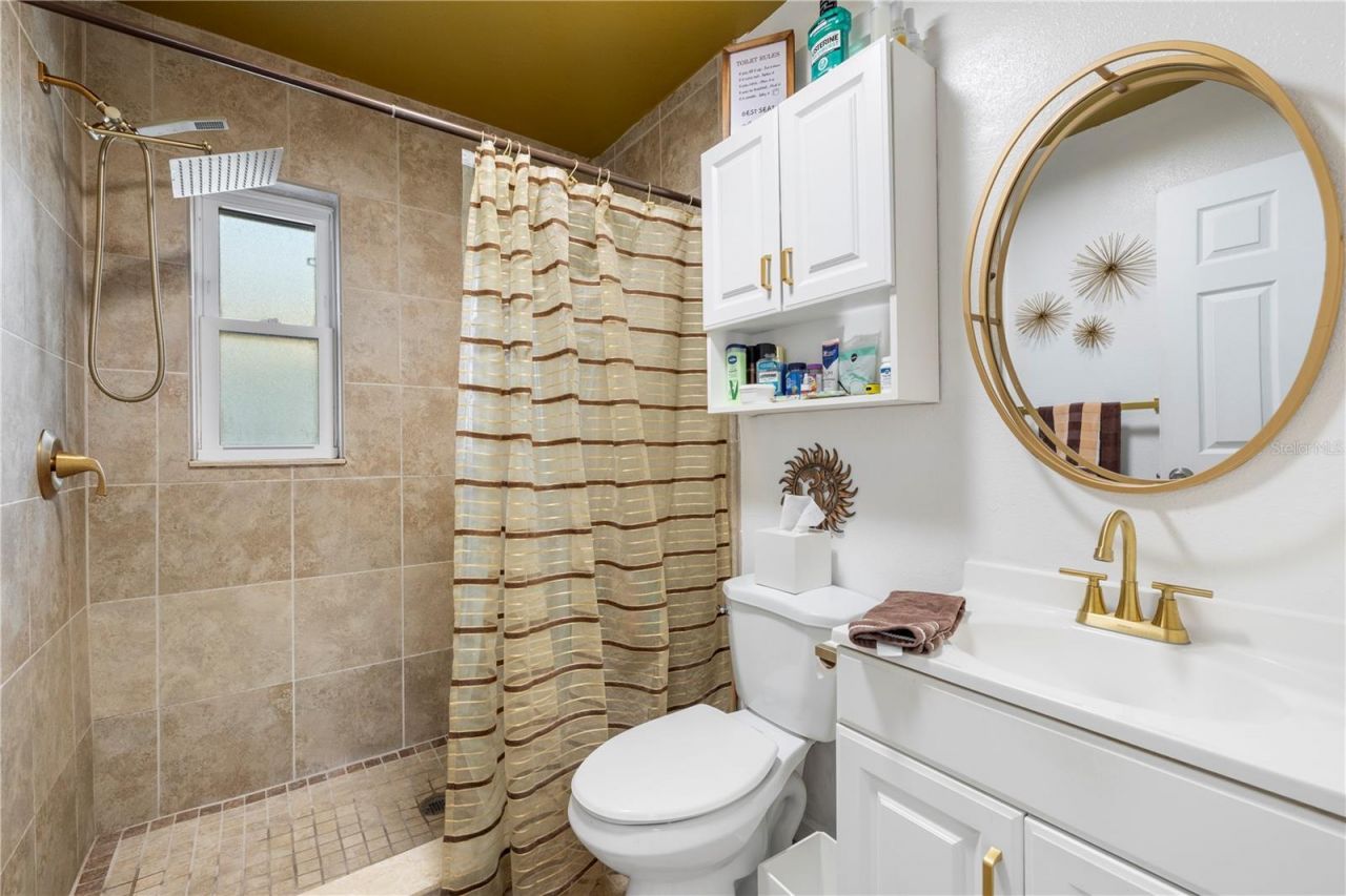 8187 23rd Avenue N, Saint Petersburg, FL 33710 Photo