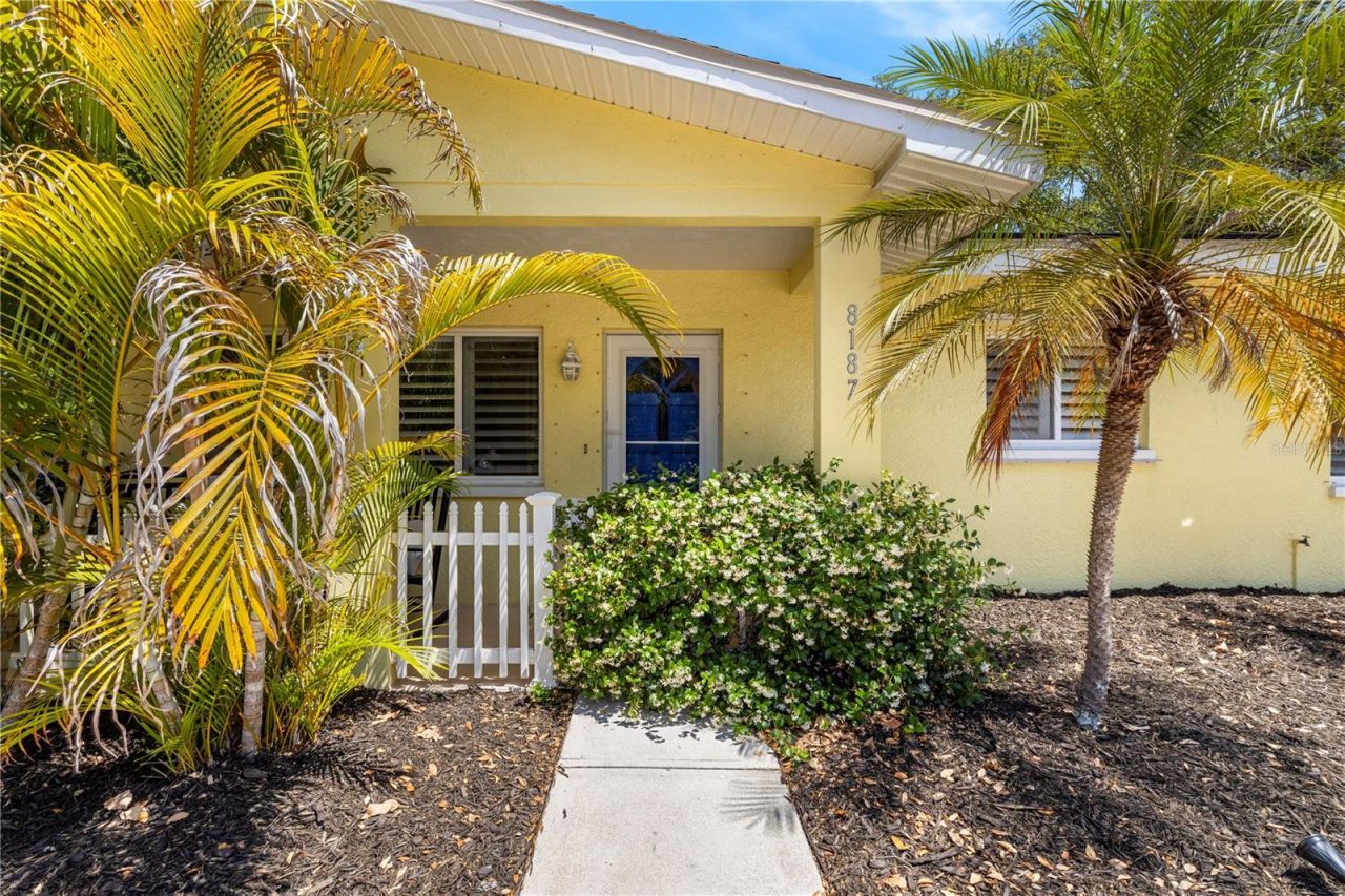 8187 23rd Avenue N, Saint Petersburg, FL 33710 Photo