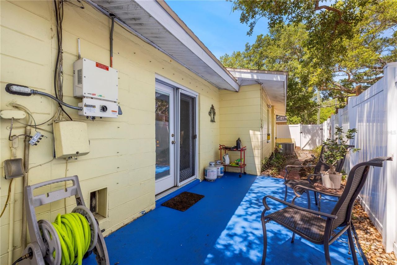 8187 23rd Avenue N, Saint Petersburg, FL 33710 Photo