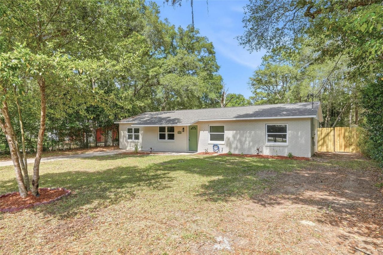6040 Knollwood Dr, Ridge Manor, FL 33523 Photo