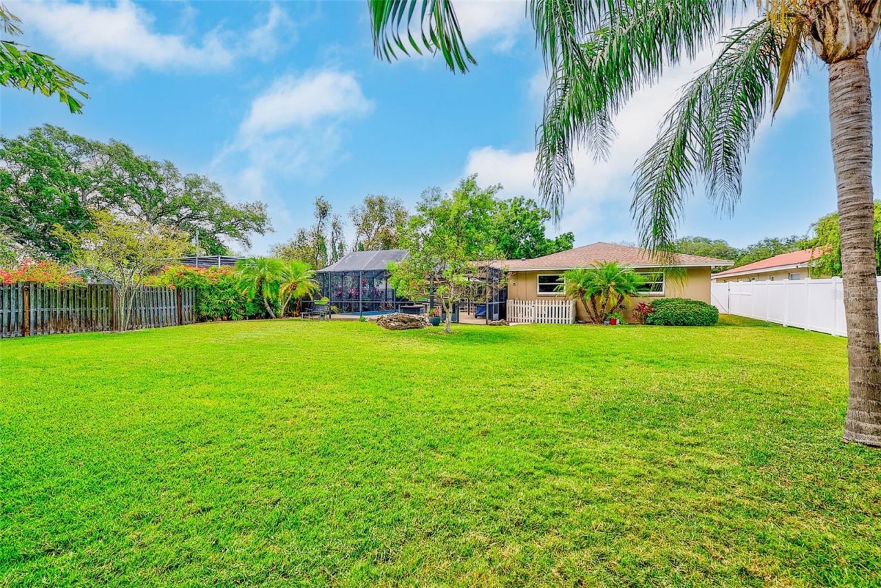 14339 110th Terrace, Largo, FL 33774 Photo