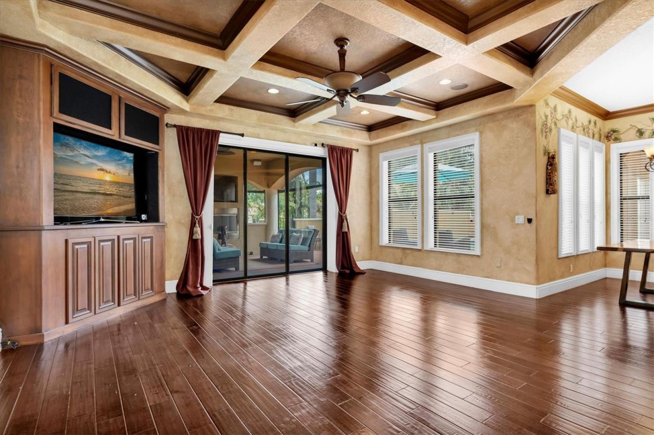 1067 Ashland Avenue, Tarpon Springs, FL 34689 Photo