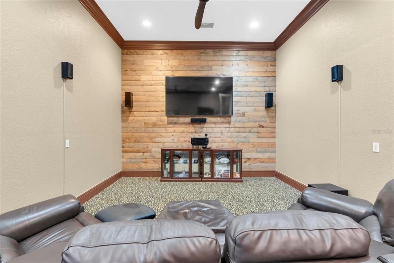 1067 Ashland Avenue, Tarpon Springs, FL 34689 Photo