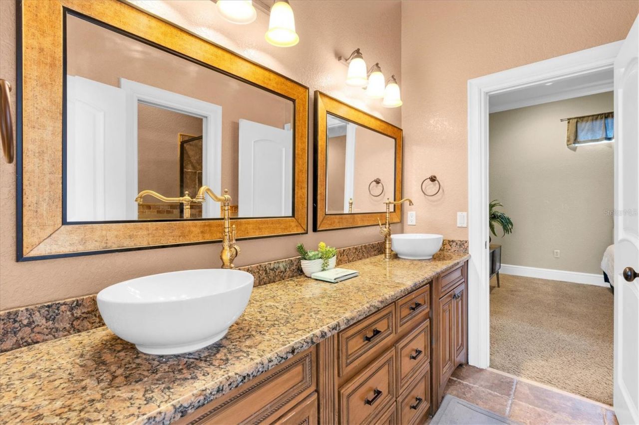 1067 Ashland Avenue, Tarpon Springs, FL 34689 Photo