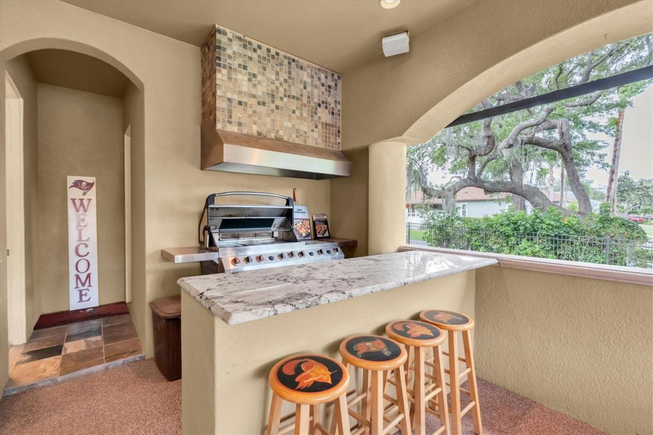 1067 Ashland Avenue, Tarpon Springs, FL 34689 Photo