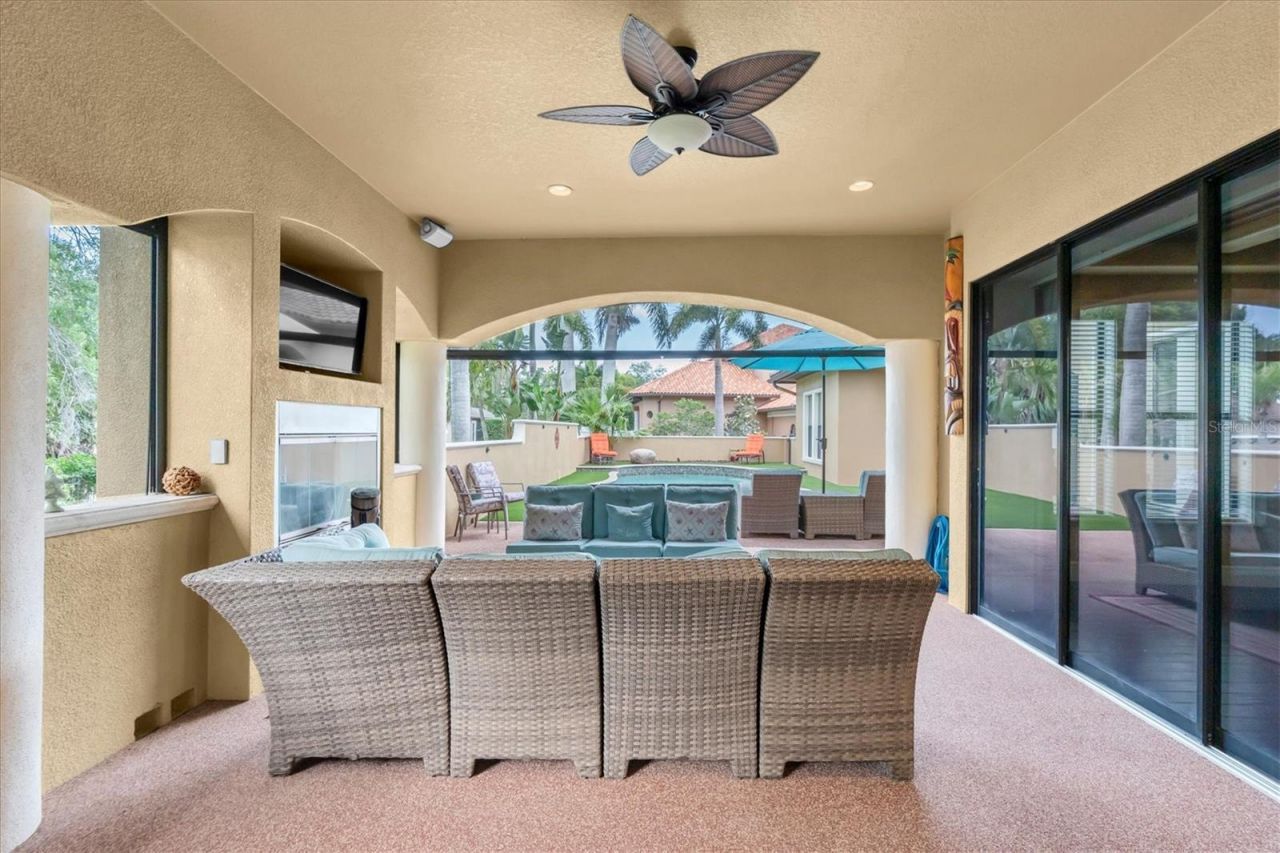 1067 Ashland Avenue, Tarpon Springs, FL 34689 Photo