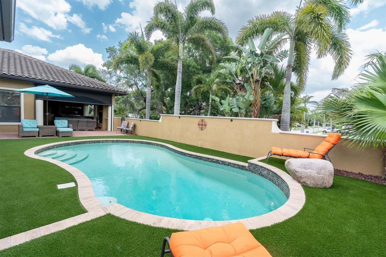 1067 Ashland Avenue, Tarpon Springs, FL 34689 Photo