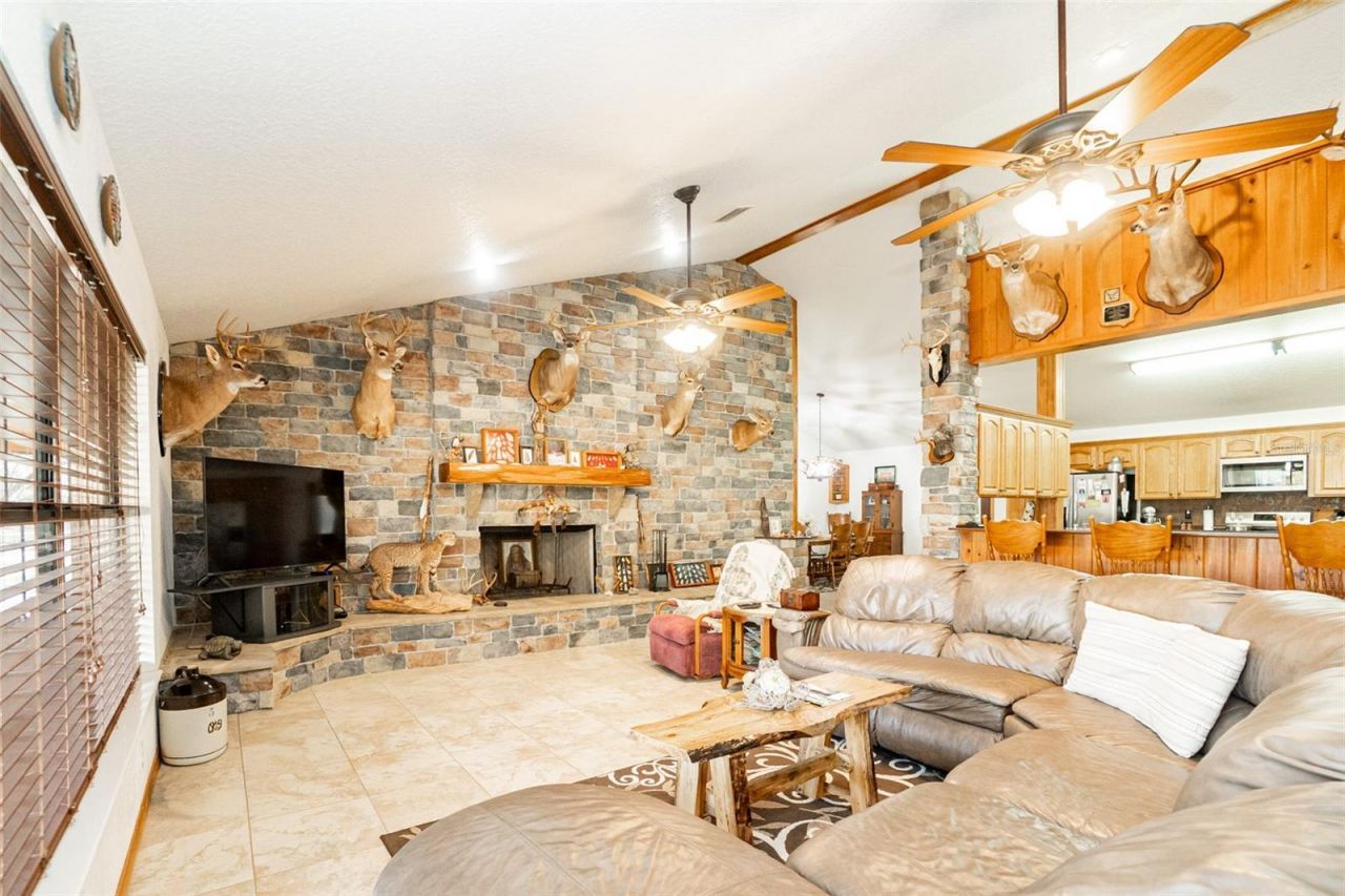 8600 NE 147th Avenue Road , Silver Springs, FL 34488 Photo