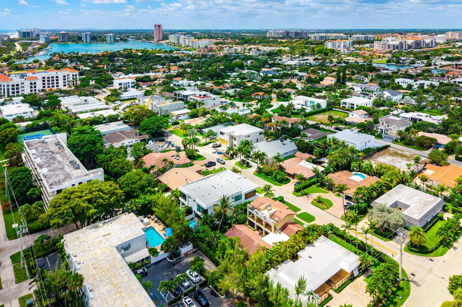 320 NE Wavecrest Way, Boca Raton, FL 33432 Photo