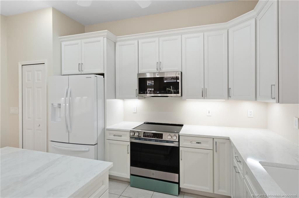 2534 SW Manor Hill Drive, Palm City, FL 34990 Photo