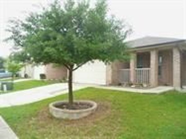 7424 Cayenne LN , Austin, TX 78741