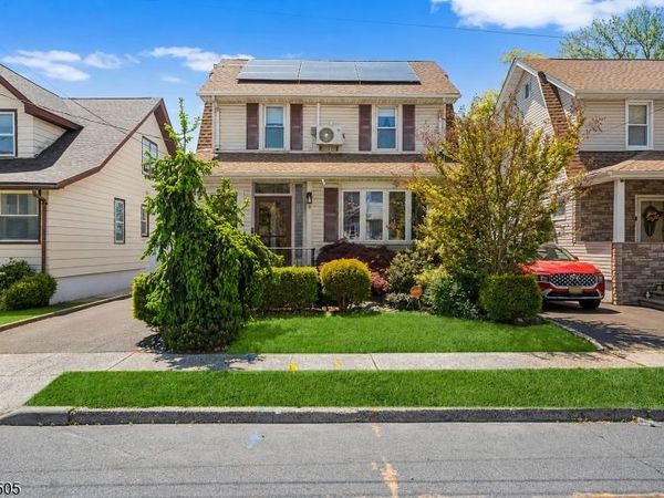 333 Amon Ter, Linden, NJ 07036