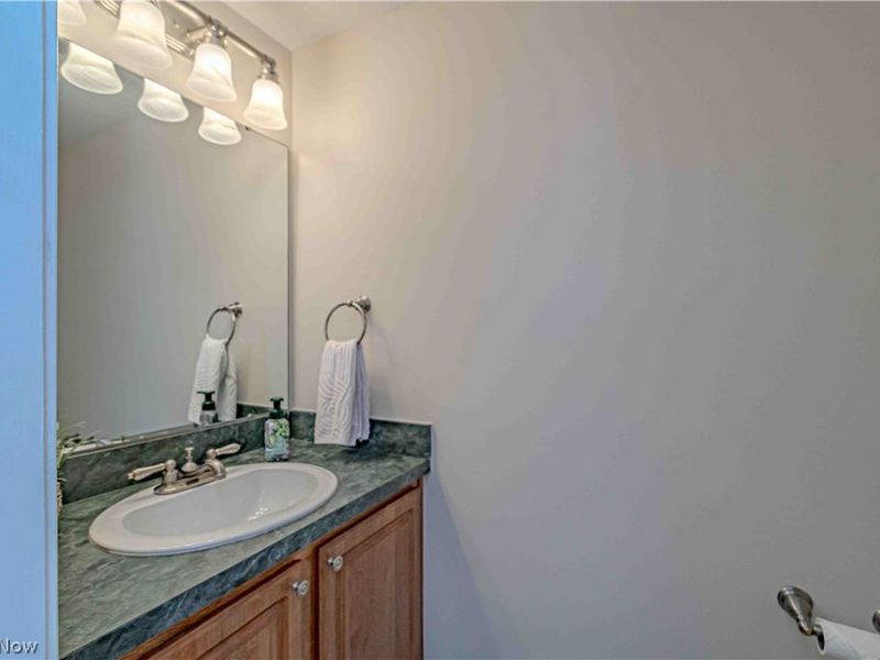 6735 Columbine Court, Middleburg Heights, OH 44130 Photo 16