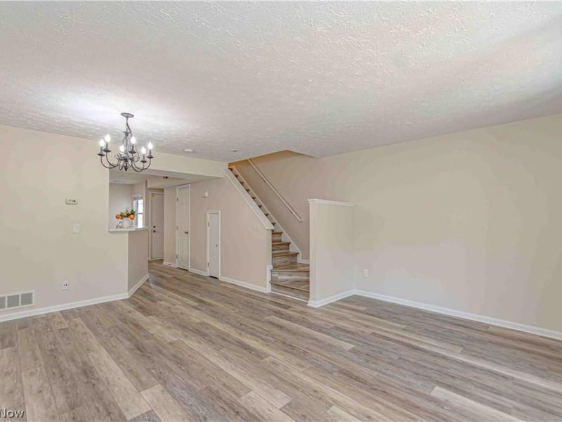 6735 Columbine Court, Middleburg Heights, OH 44130 Photo 7