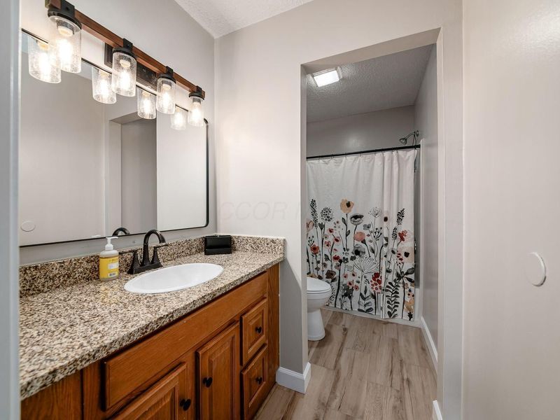 7684 Whitneyway Drive, Unit 18, Columbus, OH 43085 Photo 18