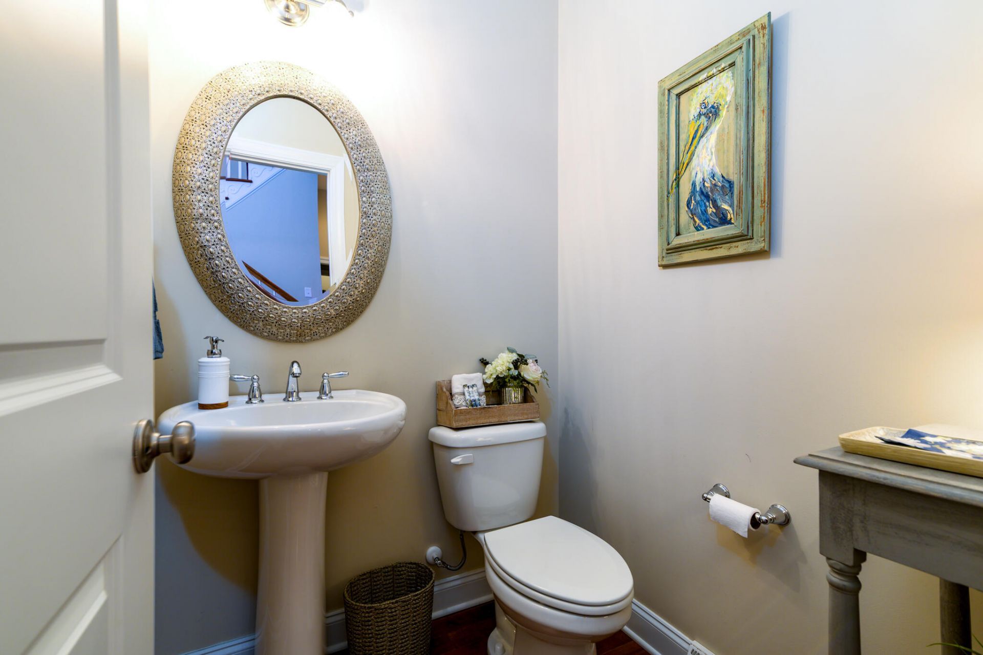5551 Crescent View Drive Photo 7