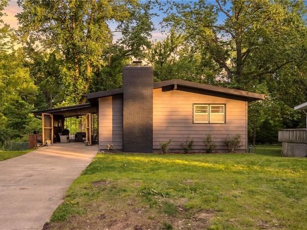 1030 Anderson Street, Warrensburg, MO 64093