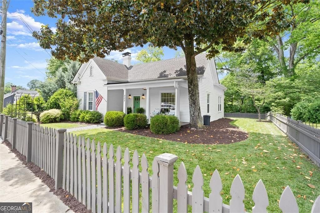337 Cherokee Street Ne, Marietta, GA 30060 Main Photo
