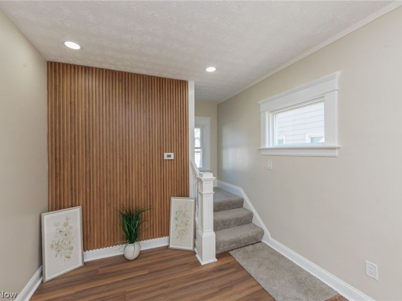 1272 Warren Road, Lakewood, OH 44107 Photo 14