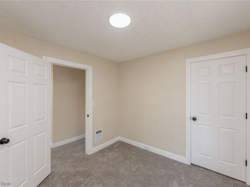 1272 Warren Road, Lakewood, OH 44107 Photo 27
