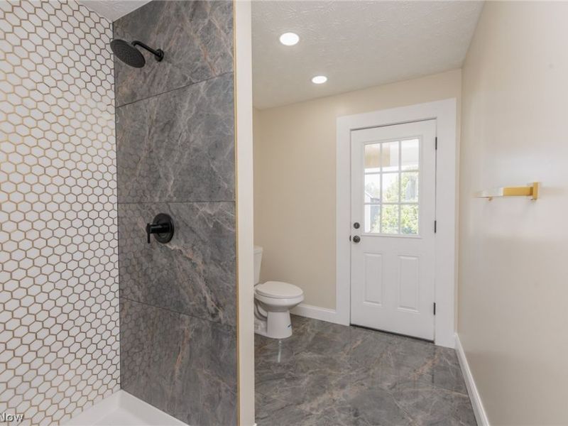 1272 Warren Road, Lakewood, OH 44107 Photo 33