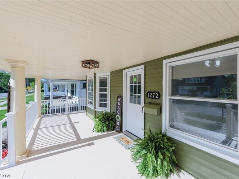 1272 Warren Road, Lakewood, OH 44107 Photo 9