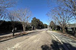 126 Mayhaw Drive  photo 4