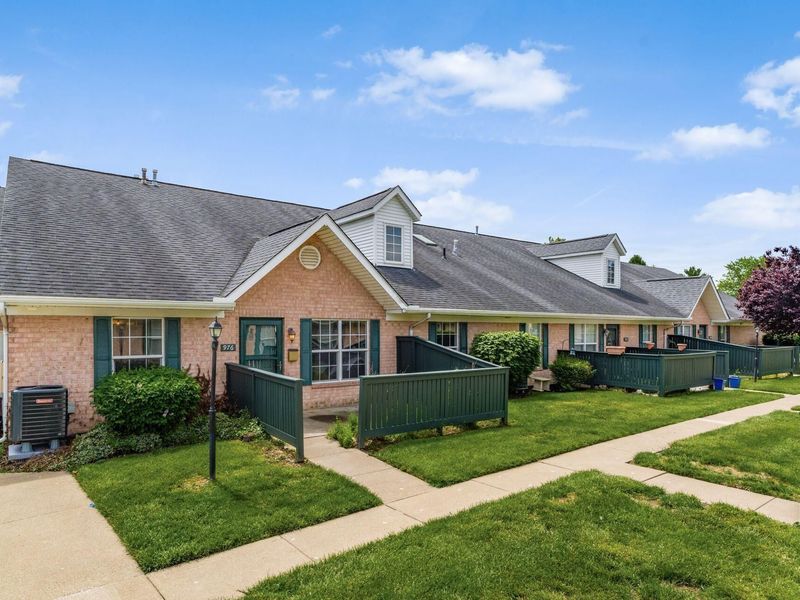 976 Kingsbury Court , Newark, OH 43055 Photo 1