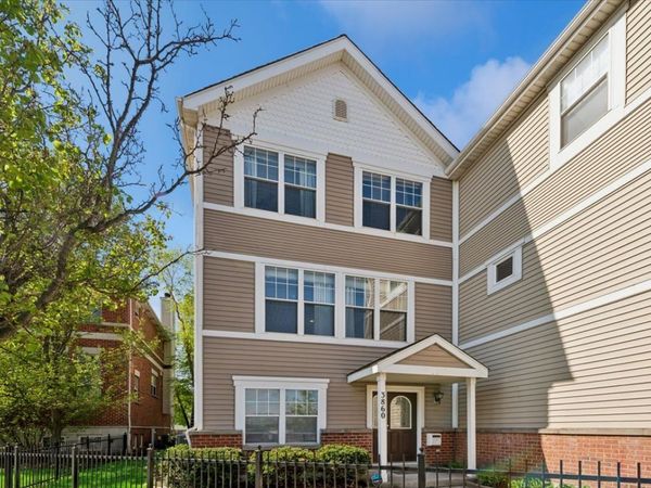 3860 N MILWAUKEE Avenue , Chicago, IL 60641