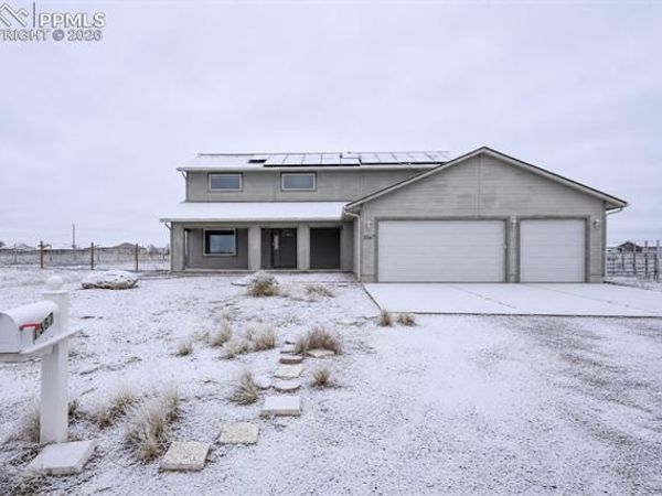 1367 N Dailey Drive, Pueblo, CO 81007