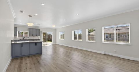 5955 Cortes Ct, Sacramento, CA 95824 Photo
