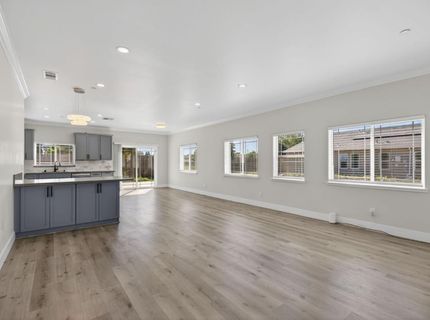 5955 Cortes Ct, Sacramento, CA 95824 Photo
