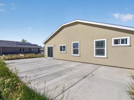 5955 Cortes Ct, Sacramento, CA 95824 Photo
