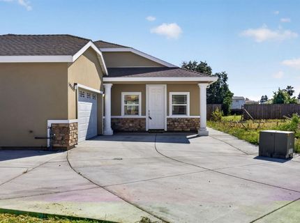5955 Cortes Ct, Sacramento, CA 95824 Photo