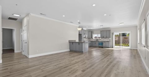 5955 Cortes Ct, Sacramento, CA 95824 Photo