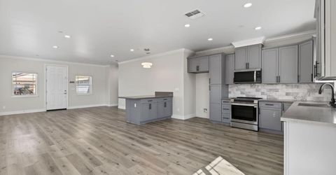 5955 Cortes Ct, Sacramento, CA 95824 Photo