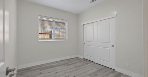 5960 Cortes Ct, Sacramento, CA 95824 Photo
