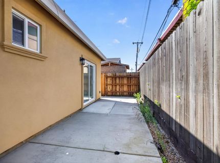 5960 Cortes Ct, Sacramento, CA 95824 Photo