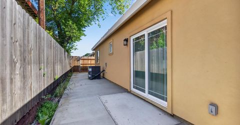 5960 Cortes Ct, Sacramento, CA 95824 Photo