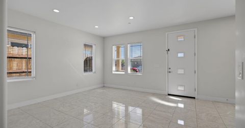 5960 Cortes Ct, Sacramento, CA 95824 Photo