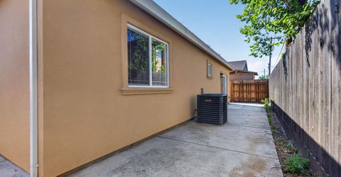 5960 Cortes Ct, Sacramento, CA 95824 Photo