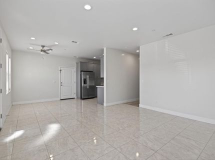 5960 Cortes Ct, Sacramento, CA 95824 Photo